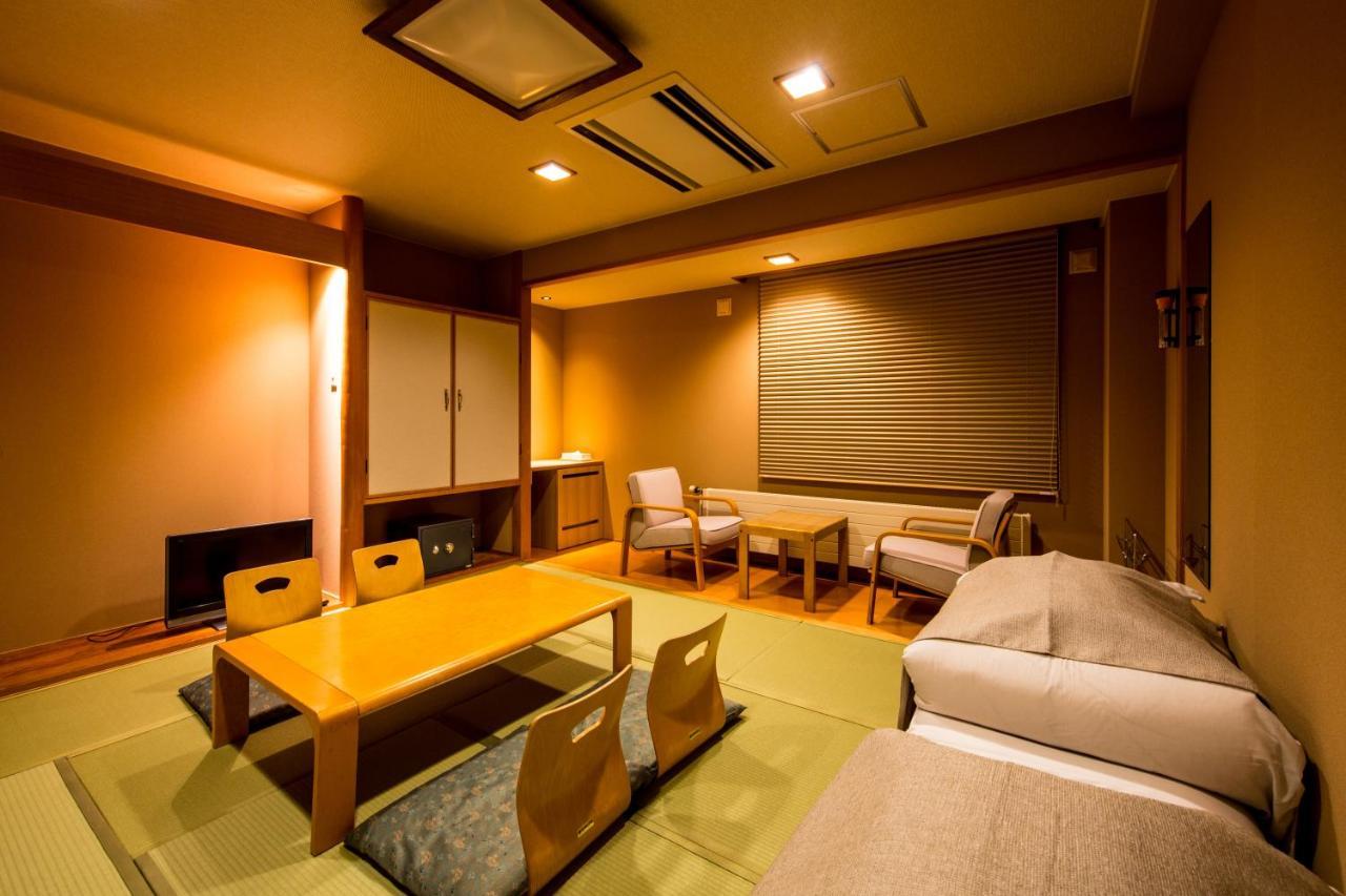 Hatagoya Jozankei Shoten-adult Only 扎幌
